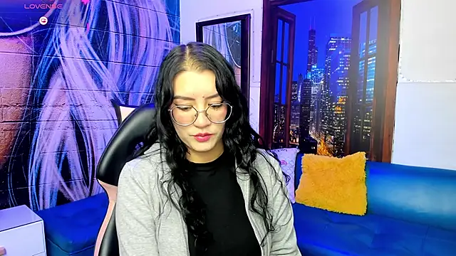 Snapshot of Violetaa_diazz chatting on 03-12-25, 08:20 Violetaa diazz online show from 03-12-25, 08:20