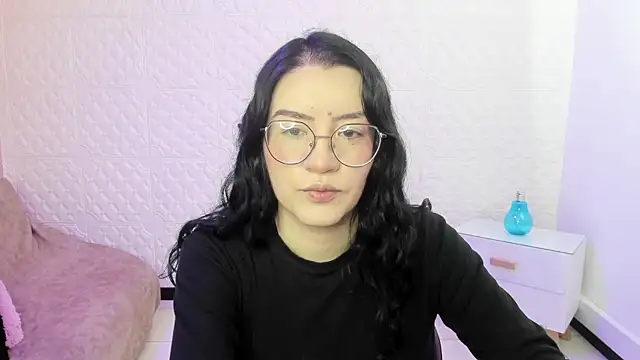 Snapshot of Violetaa_diazz chatting on 09-27-25, 09:09 Violetaa diazz online show from 09-27-25, 09:09