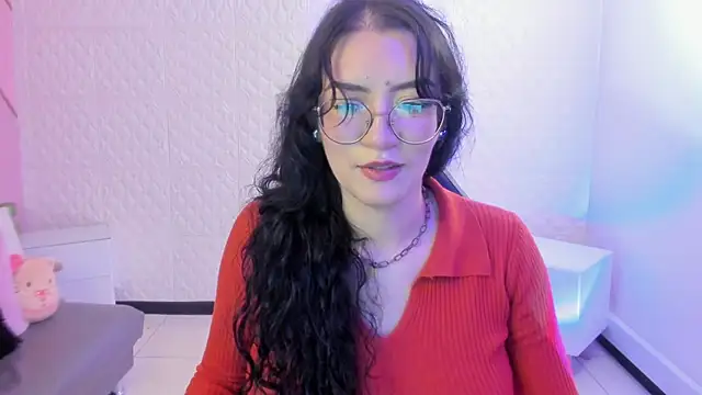 Snapshot of Violetaa_diazz chatting on 06-14-26, 02:24 Violetaa diazz online show from 06-14-26, 02:24