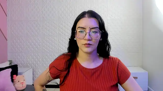 Snapshot of Violetaa_diazz chatting on 06-16-26, 09:06 Violetaa diazz online show from 06-16-26, 09:06