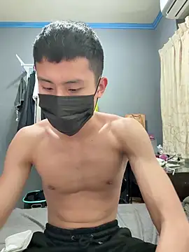 Snapshot of Benson18y chatting on 12-19-24, 08:02 Benson18y online show from 12-19-24, 08:02