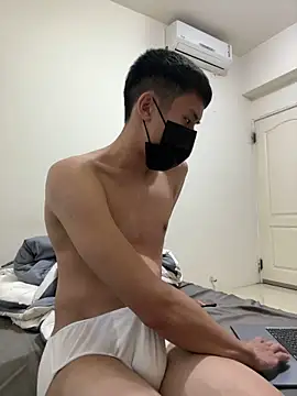 Snapshot of Benson18y chatting on 01-03-25, 05:10 Benson18y online show from 01-03-25, 05:10