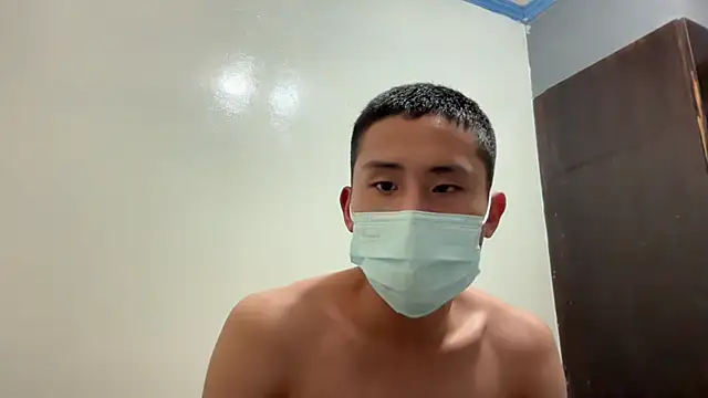 Snapshot of Benson18y chatting on 03-21-25, 10:06 Benson18y online show from 03-21-25, 10:06