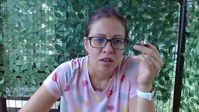LadyHellene online show from 08-06-26, 05:42