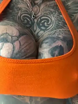 MeganWitch online show from 04-23-26, 09:19