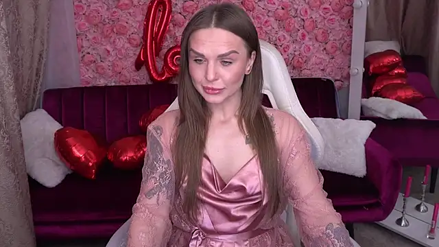 KiraGrayy online show from 02-16-26, 01:51