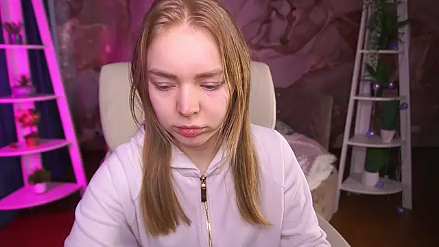 EmilySunshineS online show from 03-04-26, 06:52