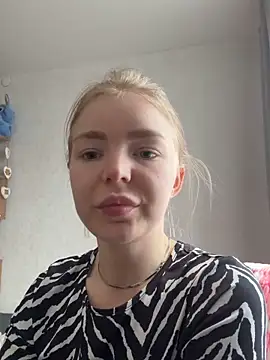 EmilySunshineS online show from 06-11-26, 10:24