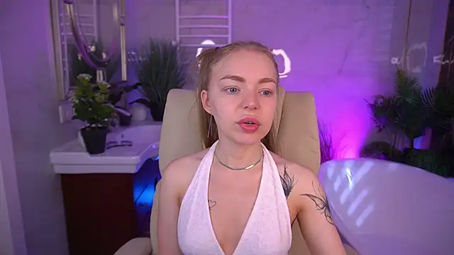 EmilySunshineS online show from 06-12-26, 06:01
