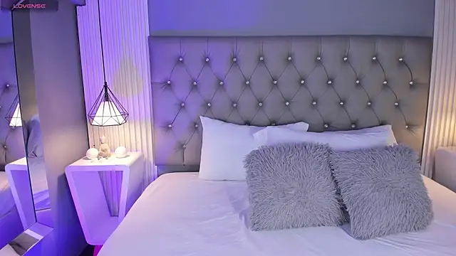 Snapshot of VioletthaRous chatting on 03-02-26, 10:38 VioletthaRous online show from 03-02-26, 10:38