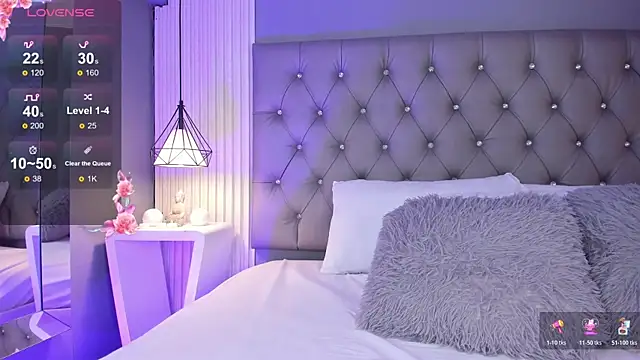 Snapshot of VioletthaRous chatting on 03-13-26, 10:38 VioletthaRous online show from 03-13-26, 10:38