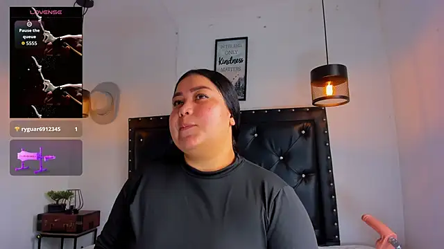 victoriajk online show from 07-17-26, 05:40