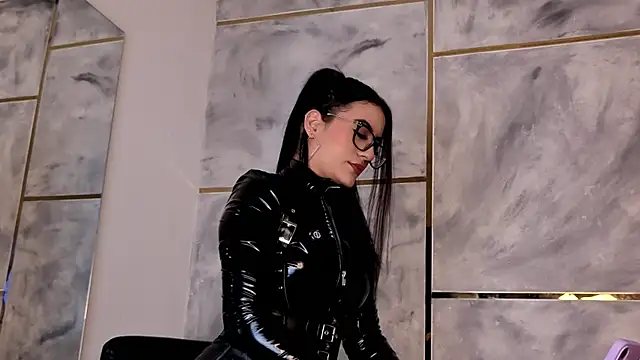 Ellaochoa online show from 07-27-26, 11:39