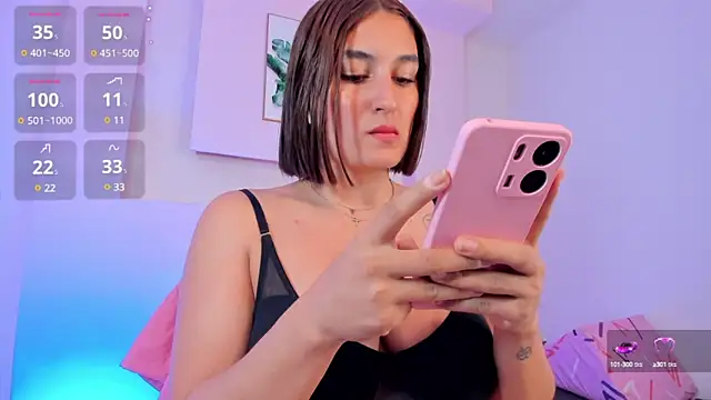 Snapshot of ScarlettWet9 chatting on 12-15-24, 09:56 ScarlettWet9 online show from 12-15-24, 09:56