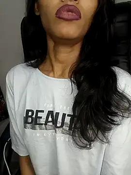 glam goddess online show from 01-10-25, 05:05