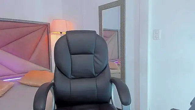 GiaFu online show from 02-15-25, 12:01