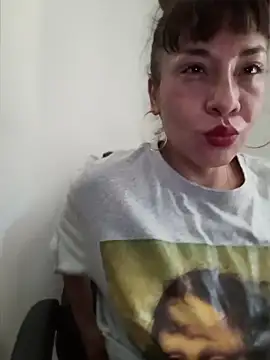 Snapshot of KarolinaReaper chatting on 06-12-26, 08:57 KarolinaReaper online show from 06-12-26, 08:57