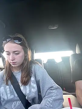 Snapshot of Maxinebabyyy chatting on 12-15-24, 07:21 Maxinebabyyy online show from 12-15-24, 07:21