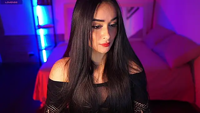 Snapshot of abigail_adamss chatting on 12-18-25, 08:15 abigail adamss online show from 12-18-25, 08:15