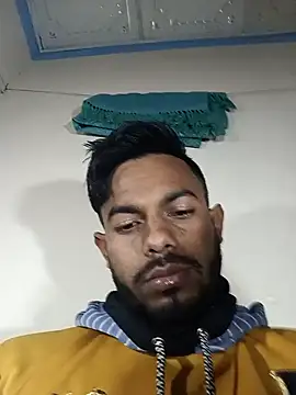 Snapshot of arafat_mia chatting on 02-07-25, 01:25 arafat mia online show from 02-07-25, 01:25
