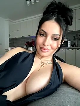 Snapshot of melissablack chatting on 10-20-25, 11:21 melissablack online show from 10-20-25, 11:21