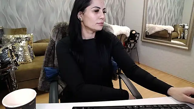 Snapshot of Sara_Poison chatting on 02-02-26, 03:27 Sara Poison online show from 02-02-26, 03:27