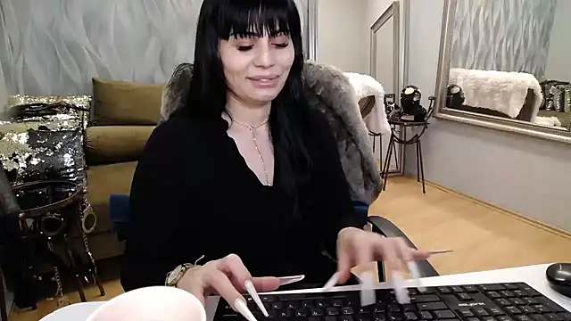 Snapshot of Sara_Poison chatting on 03-03-26, 02:50 Sara Poison online show from 03-03-26, 02:50