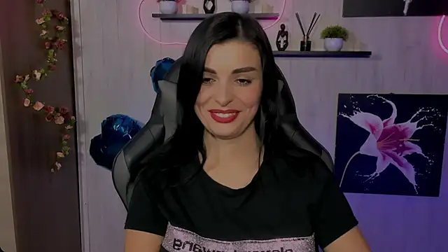 Snapshot of KayWuds chatting on 01-25-25, 05:08 KayWuds online show from 01-25-25, 05:08