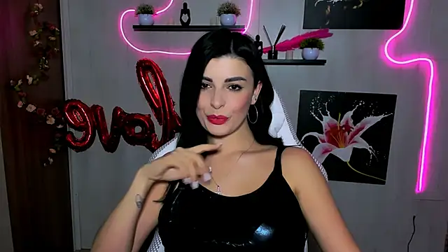 Snapshot of KayWuds chatting on 03-11-25, 05:05 KayWuds online show from 03-11-25, 05:05