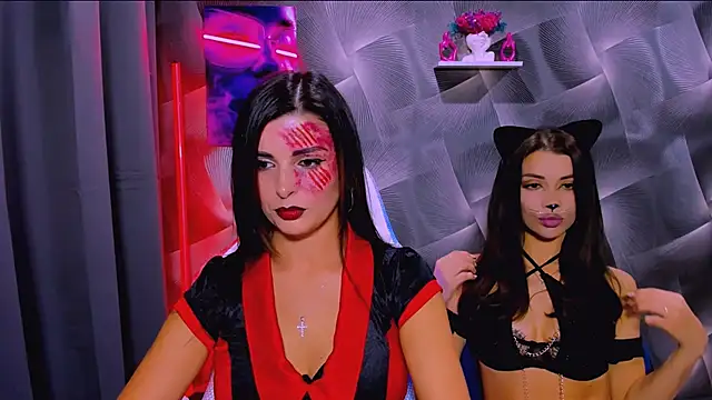 KayWuds online show from 10-31-25, 05:14