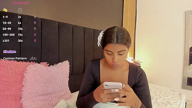 Snapshot of sweetsofia18 chatting on 07-17-26, 11:42 sweetsofia18 online show from 07-17-26, 11:42