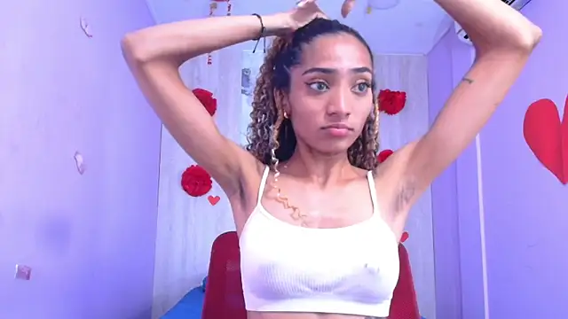 Snapshot of Charlotte_Love10 chatting on 02-21-25, 11:55 Charlotte Love10 online show from 02-21-25, 11:55