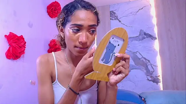 Snapshot of Charlotte_Love10 chatting on 02-28-25, 11:58 Charlotte Love10 online show from 02-28-25, 11:58