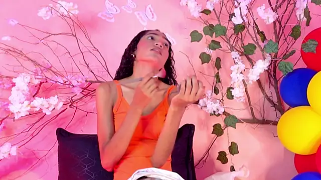 Snapshot of Charlotte_Love10 chatting on 06-06-26, 03:28 Charlotte Love10 online show from 06-06-26, 03:28