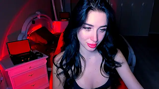 Snapshot of lovely_desire chatting on 12-14-24, 06:30 lovely desire online show from 12-14-24, 06:30