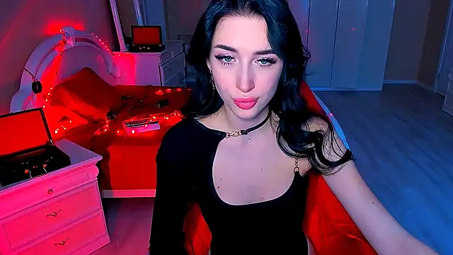 Snapshot of lovely_desire chatting on 12-18-24, 06:10 lovely desire online show from 12-18-24, 06:10