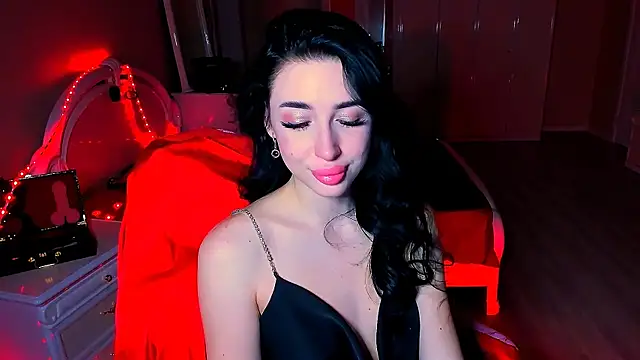 Snapshot of lovely_desire chatting on 01-26-25, 06:06 lovely desire online show from 01-26-25, 06:06