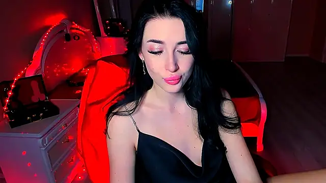 Snapshot of lovely_desire chatting on 01-28-25, 01:05 lovely desire online show from 01-28-25, 01:05