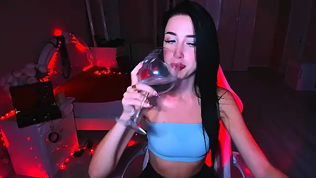 Snapshot of lovely_desire chatting on 09-19-25, 07:32 lovely desire online show from 09-19-25, 07:32