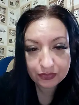 Snapshot of Veronica-Celie chatting on 12-24-24, 12:55 Veronica-Celie online show from 12-24-24, 12:55