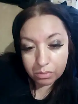 Snapshot of Veronica-Celie chatting on 12-28-24, 12:56 Veronica-Celie online show from 12-28-24, 12:56