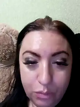 Snapshot of Veronica-Celie chatting on 01-03-25, 08:22 Veronica-Celie online show from 01-03-25, 08:22