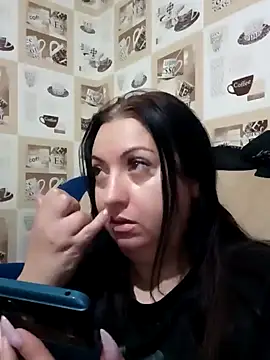 Snapshot of Veronica-Celie chatting on 01-05-25, 05:30 Veronica-Celie online show from 01-05-25, 05:30