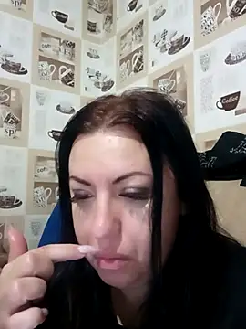 Snapshot of Veronica-Celie chatting on 01-08-25, 04:54 Veronica-Celie online show from 01-08-25, 04:54