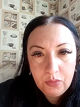 Snapshot of Veronica-Celie chatting on 09-17-25, 07:10 Veronica-Celie online show from 09-17-25, 07:10