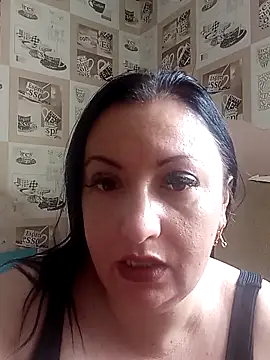 Snapshot of Veronica-Celie chatting on 09-28-25, 10:20 Veronica-Celie online show from 09-28-25, 10:20