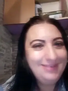 Snapshot of Veronica-Celie chatting on 10-25-25, 08:36 Veronica-Celie online show from 10-25-25, 08:36