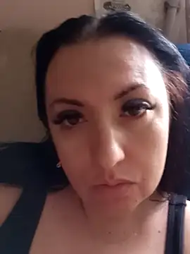 Snapshot of Veronica-Celie chatting on 11-06-25, 10:38 Veronica-Celie online show from 11-06-25, 10:38