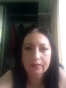 Snapshot of Veronica-Celie chatting on 11-12-25, 06:25 Veronica-Celie online show from 11-12-25, 06:25