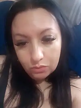 Snapshot of Veronica-Celie chatting on 11-16-25, 08:53 Veronica-Celie online show from 11-16-25, 08:53